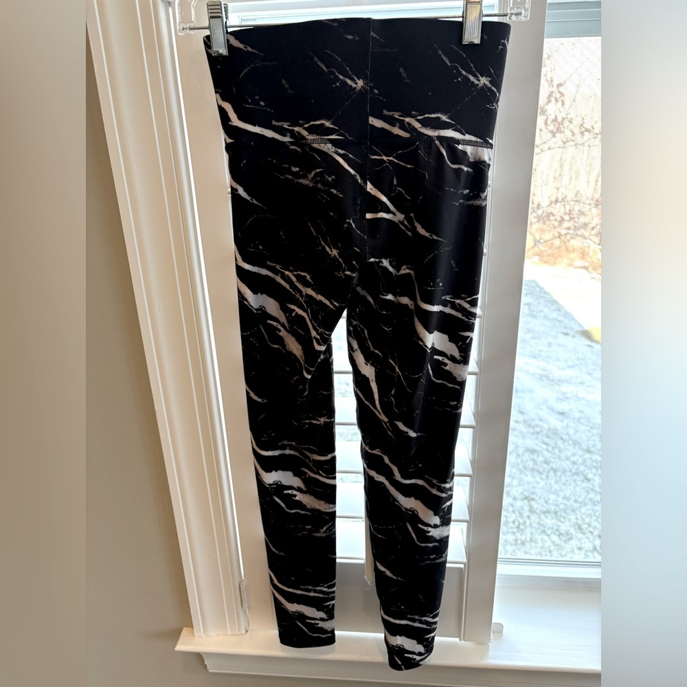 Terez tights from Macys, black and white marble tie dye design,